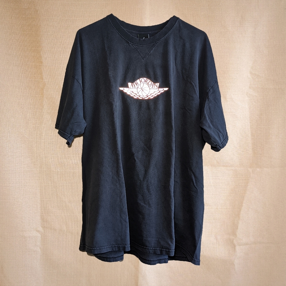 AIR JORDAN TEE (REFLECTIVE LOGO)
